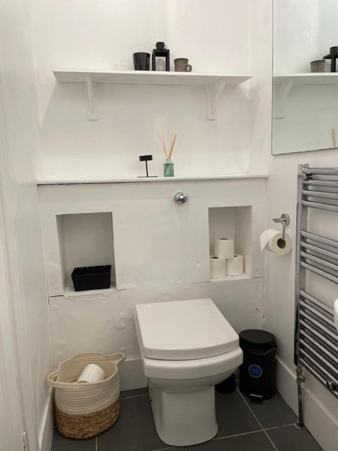 Appartamento Charming Central House Dublino Esterno foto