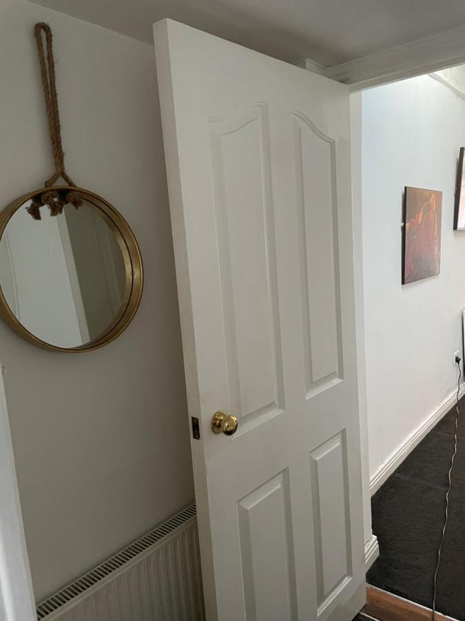 Appartamento Charming Central House Dublino Esterno foto